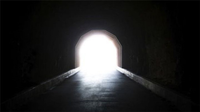 靈魂出竅是真的 科學家證實 人死後意識還會存在 甚至可以聽見自己被醫生宣布正式死亡 Bomb01