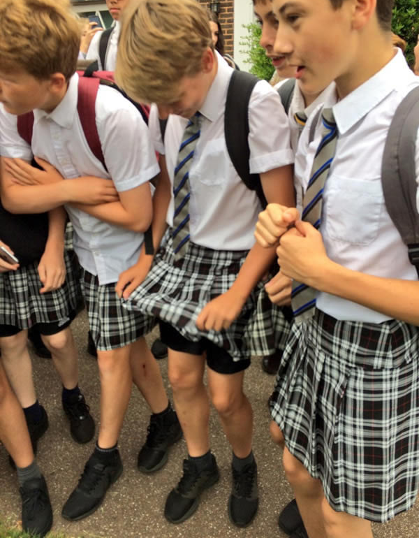 Outdoor schoolgirl gaysex trans