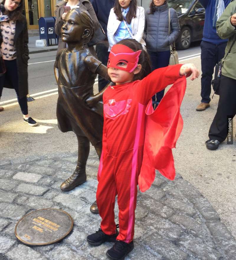 「無畏女孩（The Fearless Girl）」的圖片搜尋結果